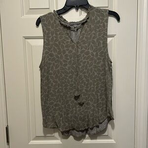 Peace & Pearls women’s blouse